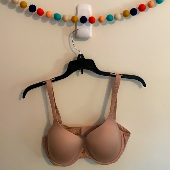 EUC Body by VS Lined Perfect Coverage Bra 34D - Picture 1 of 4